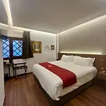 Boutique Cason De Lopez Hotel