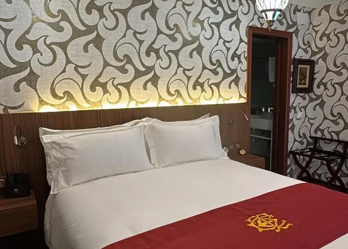 Boutique Cason De Lopez Hotel 4*