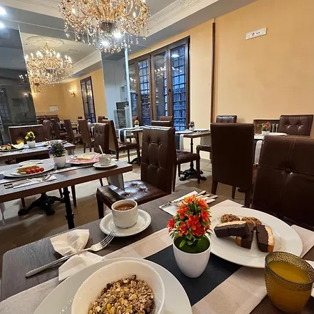 Boutique Cason De Lopez מלון 4*