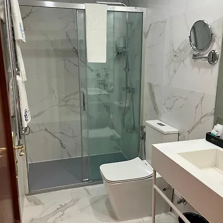 מלון Boutique Cason De Lopez 4*