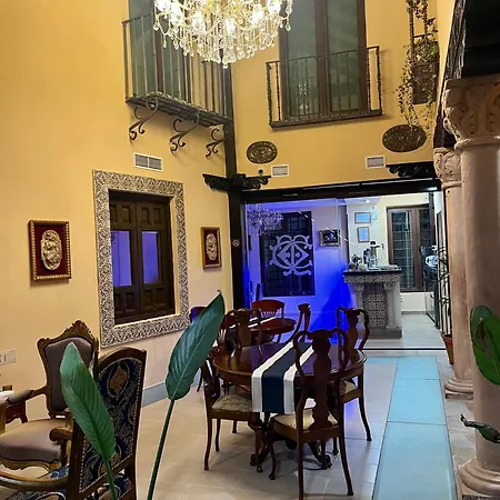 Boutique Cason De Lopez 4*