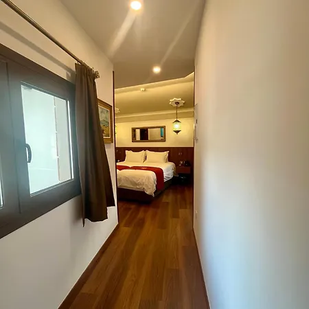 Boutique Cason De Lopez 4*